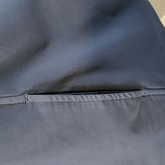 Weekends by Chico's Blue Sleeveless Zip Front Stretchy Vest Golf Size L - Picture 5 of 12